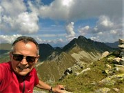 48 In vetta al Monte Valegino (2415 m) con vista su Cima Cadelle (2483 m)